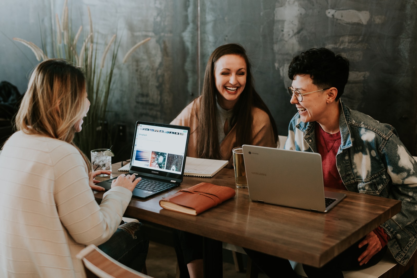SocialPays SocialPays Social Media Freelance Jobs